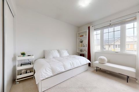 Photo 35 at 19 Snowgoose Terrace, Rouge E11, Toronto