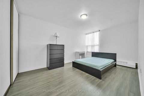 Photo 23 at 1004 - 15 Vicora Link Way, Flemingdon Park, Toronto