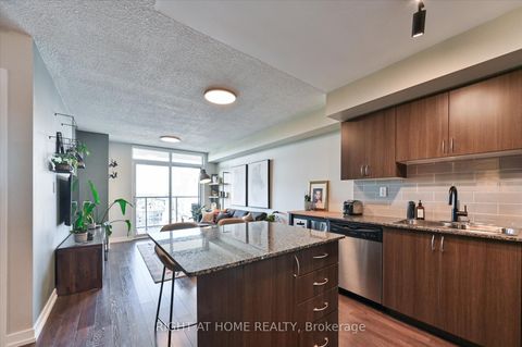 Photo 14 at 910 - 816 Lansdowne Avenue, Junction, Toronto