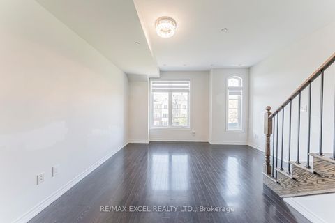 Photo 6 at 8 - 39 Drewry Avenue, Newtonbrook West, Toronto