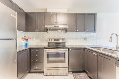 Photo 8 at 8 - 39 Drewry Avenue, Newtonbrook West, Toronto