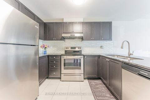 Photo 9 at 8 - 39 Drewry Avenue, Newtonbrook West, Toronto