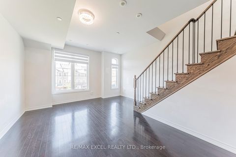 Photo 11 at 8 - 39 Drewry Avenue, Newtonbrook West, Toronto