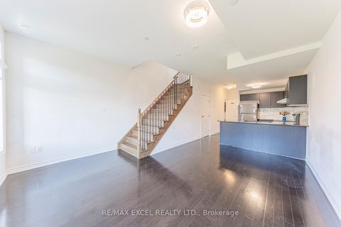 Photo 12 at 8 - 39 Drewry Avenue, Newtonbrook West, Toronto