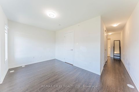 Photo 26 at 8 - 39 Drewry Avenue, Newtonbrook West, Toronto