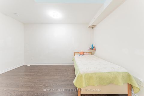 Photo 36 at 8 - 39 Drewry Avenue, Newtonbrook West, Toronto