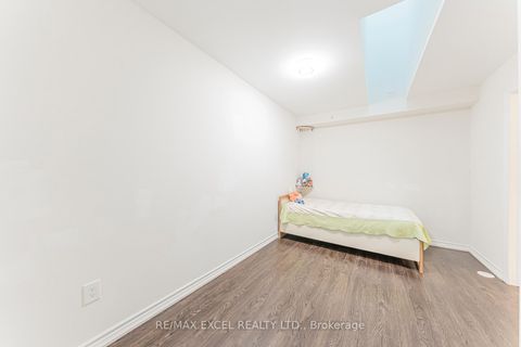 Photo 37 at 8 - 39 Drewry Avenue, Newtonbrook West, Toronto