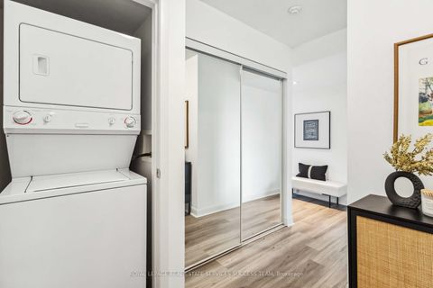 Photo 4 at 1205 - 25 Town Centre Court, Bendale, Toronto