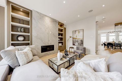 Photo 20 at 102 Parklea Drive, Leaside, Toronto