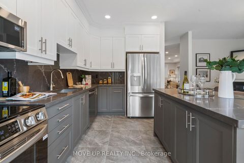 Photo 14 at 148 Gesher Crescent, Patterson, Vaughan