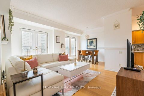 Photo 10 at 701 - 120 Lombard Street, Yonge Corridor, Toronto