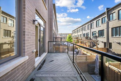 Photo 14 at 310 Squire Crescent, GO Glenorchy, Oakville