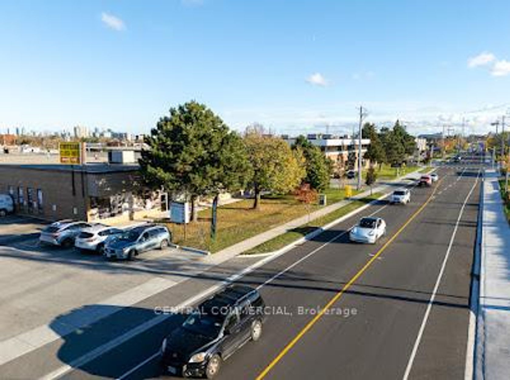 779 Alness Street, York University Heights, Toronto photo number 2