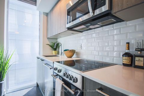 Photo 10 at 2110 - 28 Wellesley Street E, Yonge Corridor, Toronto