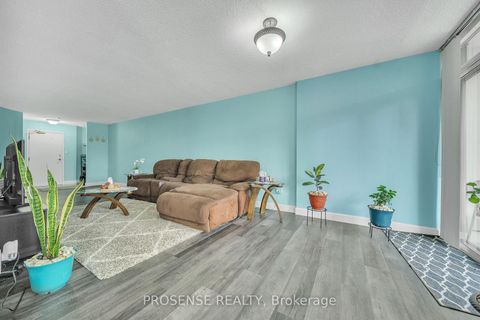 Photo 9 at 206 - 1 Rowntree Road, Jamestown, Toronto