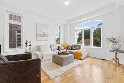 Photo 7 at 6D Parker Avenue, Oak Ridges, Richmond Hill