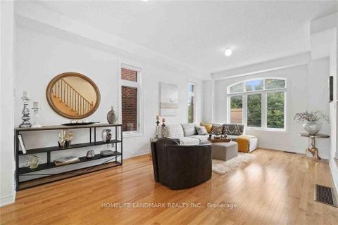 Photo 9 at 6D Parker Avenue, Oak Ridges, Richmond Hill