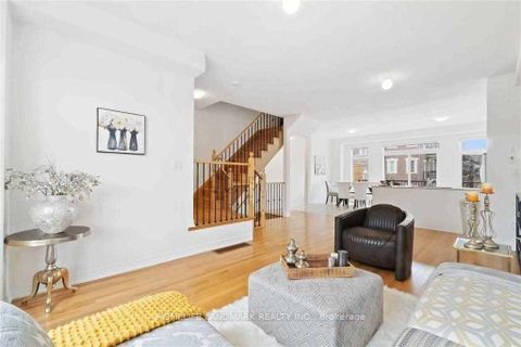 Photo 11 at 6D Parker Avenue, Oak Ridges, Richmond Hill