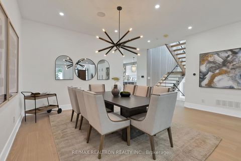 Photo 9 at 18 Glen Eden Crescent, Parkview, Toronto