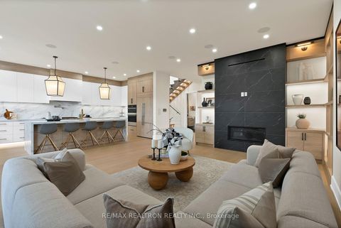 Photo 14 at 18 Glen Eden Crescent, Parkview, Toronto