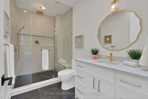 Photo 30 at 18 Glen Eden Crescent, Parkview, Toronto