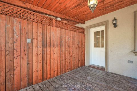 Photo 33 at 192 Coxwell Avenue, Coxwell, Toronto