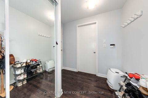 Photo 2 at 4610 - 12 York Street, Waterfront Communities C1, Toronto