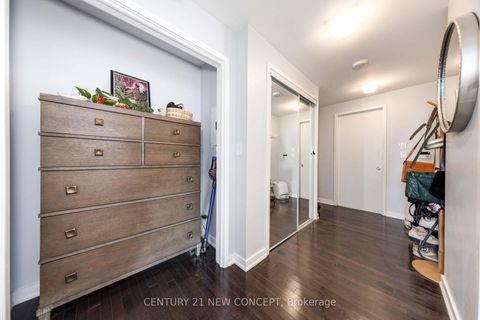 Photo 3 at 4610 - 12 York Street, Waterfront Communities C1, Toronto