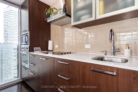 Photo 5 at 4610 - 12 York Street, Waterfront Communities C1, Toronto