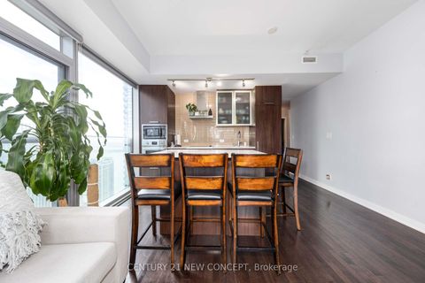 Photo 8 at 4610 - 12 York Street, Waterfront Communities C1, Toronto