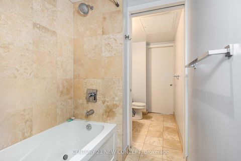 Photo 17 at 4610 - 12 York Street, Waterfront Communities C1, Toronto
