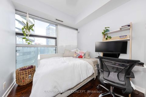 Photo 18 at 4610 - 12 York Street, Waterfront Communities C1, Toronto