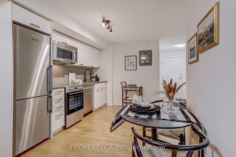 Photo 6 at 520 - 295 Adelaide Street W, Waterfront Communities C1, Toronto