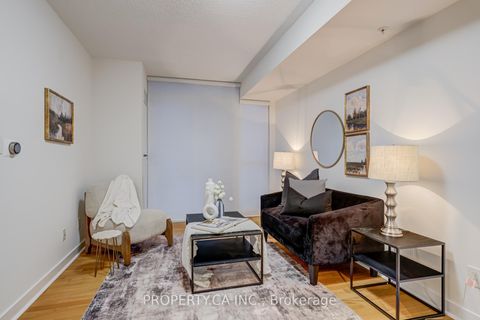 Photo 8 at 520 - 295 Adelaide Street W, Waterfront Communities C1, Toronto