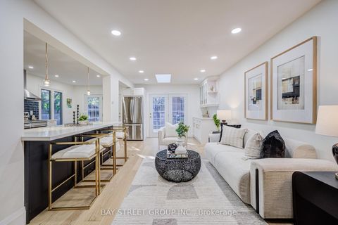 Photo 9 at 1307 Barberry Green, GA Glen Abbey, Oakville