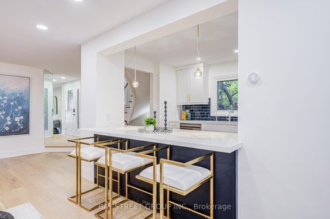 Photo 16 at 1307 Barberry Green, GA Glen Abbey, Oakville