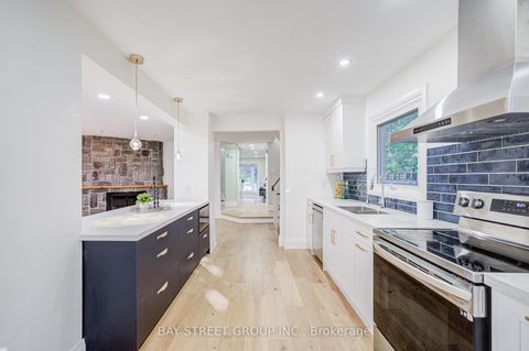 Photo 19 at 1307 Barberry Green, GA Glen Abbey, Oakville