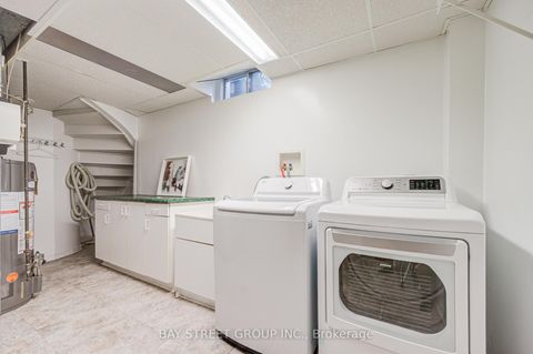 Photo 41 at 1307 Barberry Green, GA Glen Abbey, Oakville