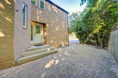 Photo 44 at 1307 Barberry Green, GA Glen Abbey, Oakville