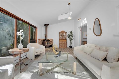 Photo 13 at 36 Tangmere Road, Don Mills, Toronto