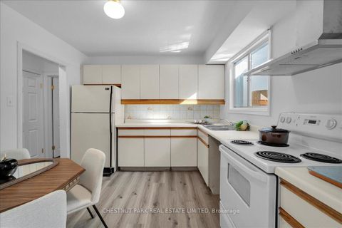 Photo 15 at 36 Tangmere Road, Don Mills, Toronto