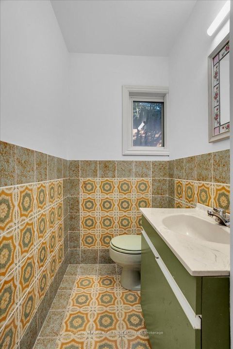 Photo 22 at 36 Tangmere Road, Don Mills, Toronto