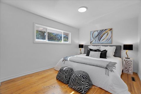 Photo 25 at 36 Tangmere Road, Don Mills, Toronto