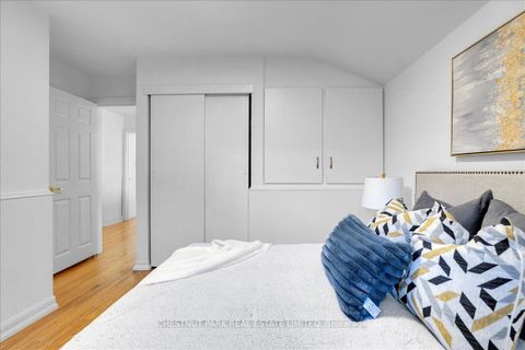 Photo 30 at 36 Tangmere Road, Don Mills, Toronto