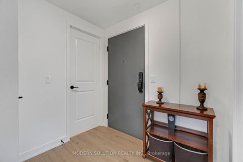 Photo 9 at 908 - 345 Wheat Boom Drive, JM Joshua Meadows, Oakville