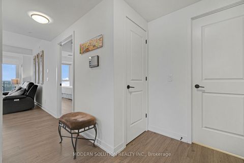 Photo 10 at 908 - 345 Wheat Boom Drive, JM Joshua Meadows, Oakville