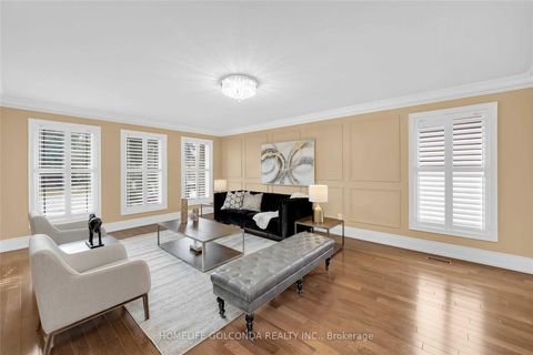 Photo 6 at 27 Dorwood Court, Islington Woods, Vaughan