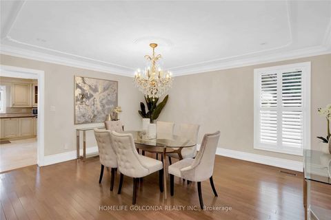 Photo 10 at 27 Dorwood Court, Islington Woods, Vaughan