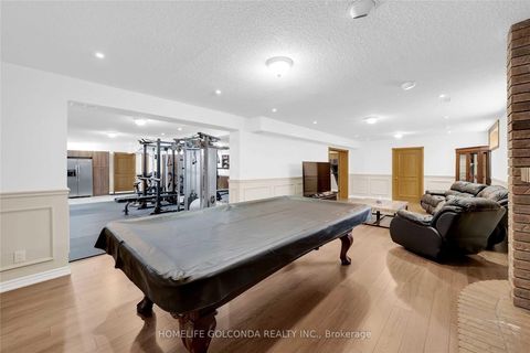 Photo 33 at 27 Dorwood Court, Islington Woods, Vaughan