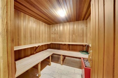 Photo 35 at 27 Dorwood Court, Islington Woods, Vaughan